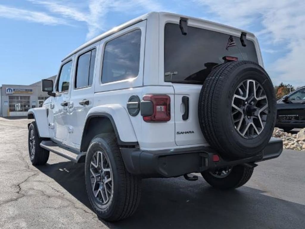 New 2026 Jeep Wrangler 4-DOOR SAHARA Sport Utility