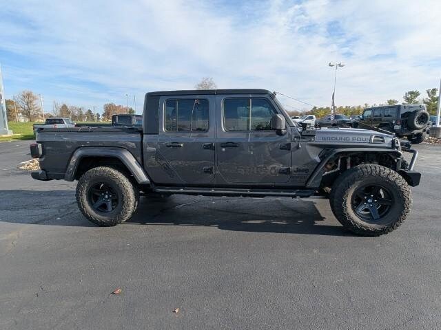 2022 Jeep Gladiator Sport photo 3