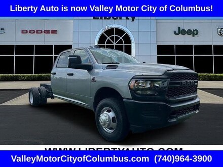 2024 Ram 3500 Chassis Cab TRADESMAN CREW   4X4 60' CA Pickup