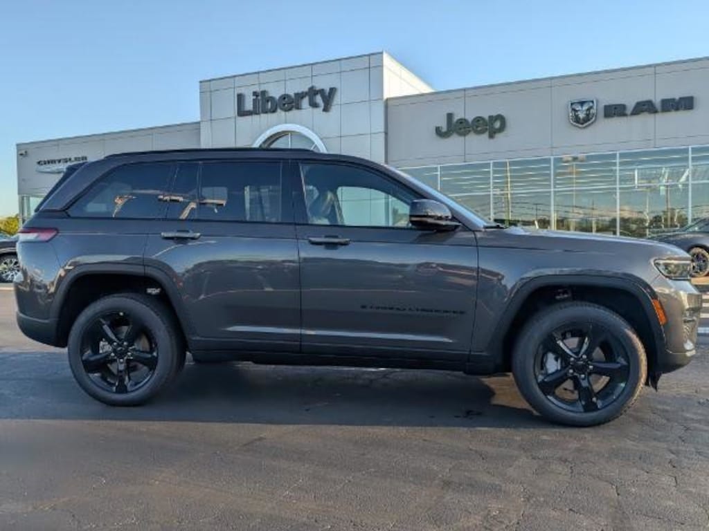 New 2025 Jeep Grand Cherokee LIMITED 4X4 Sport Utility