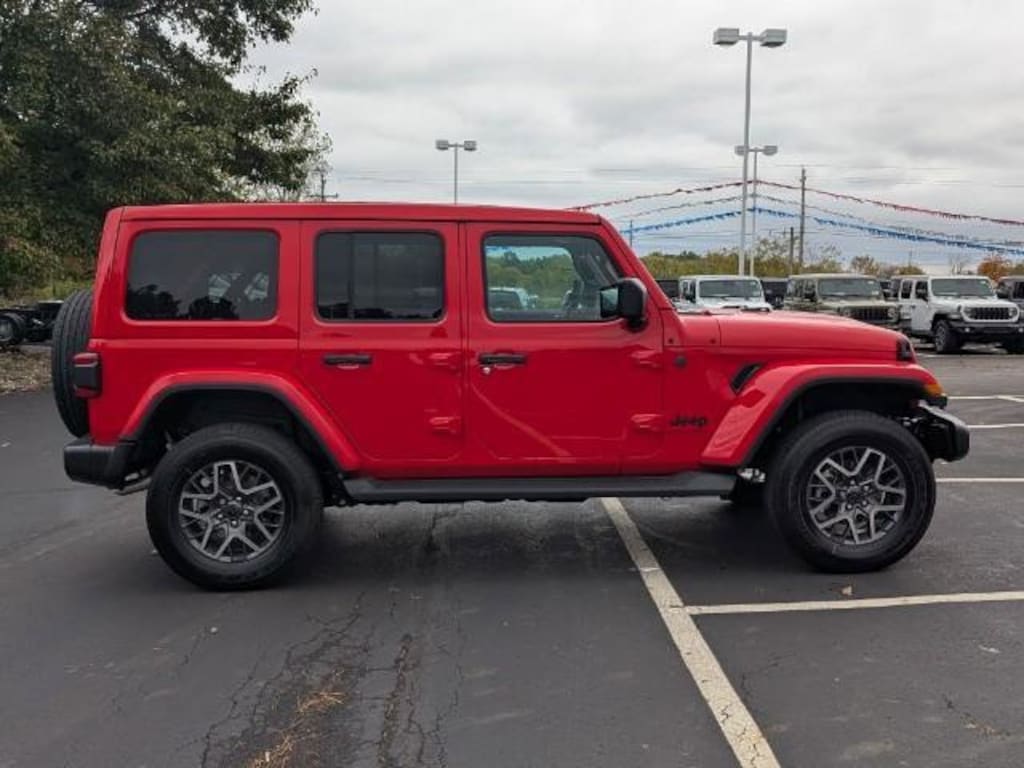 New 2026 Jeep Wrangler 4-DOOR SAHARA Sport Utility