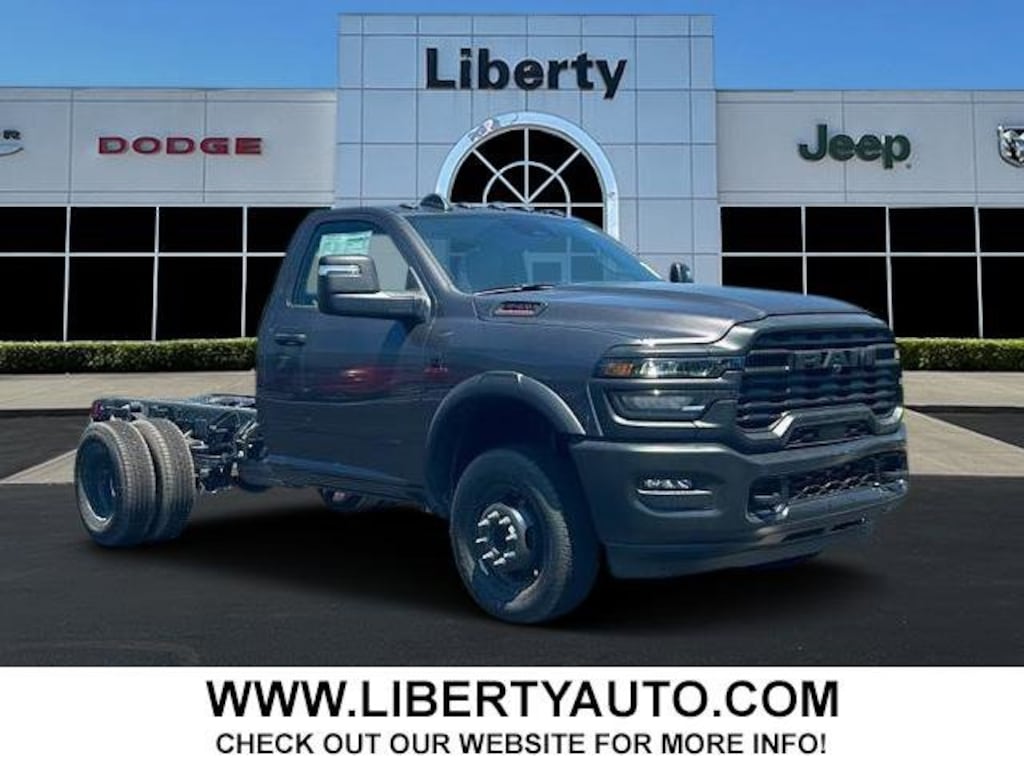 New 2025 Ram 3500 Chassis Cab 3500 TRADESMAN CHASSIS REGULAR CAB 4X4 60' CA Pickup