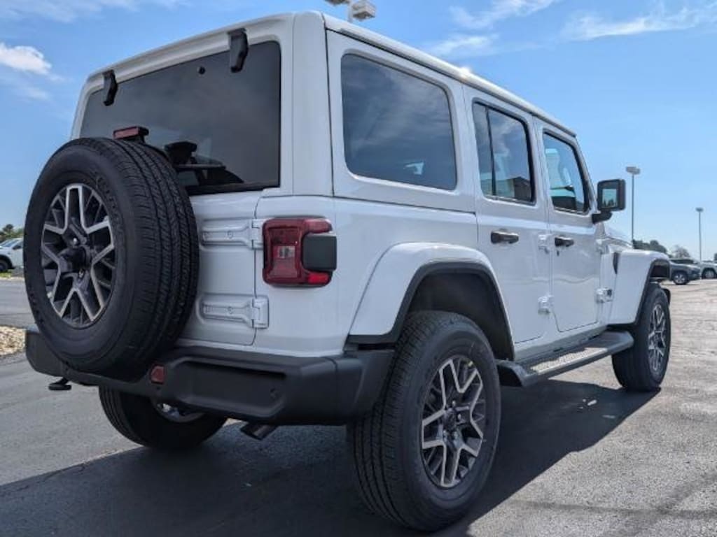 New 2026 Jeep Wrangler 4-DOOR SAHARA Sport Utility