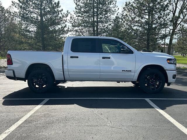 2025 Ram 1500 Laramie photo 2