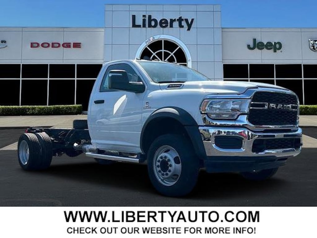 New 2024 Ram 5500 Chassis Cab 5500 TRADESMAN CHASSIS REGULAR CAB 4X4 84' CA Pickup
