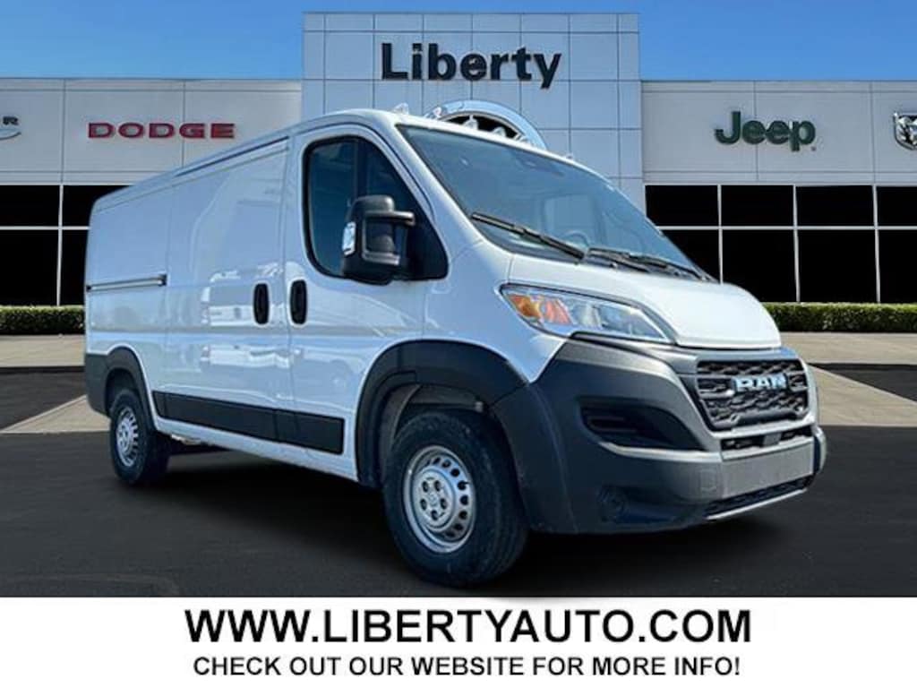 New 2025 Ram ProMaster PROMASTER 1500 TRADESMAN CARGO VAN LOW ROOF 136' W Cargo Van