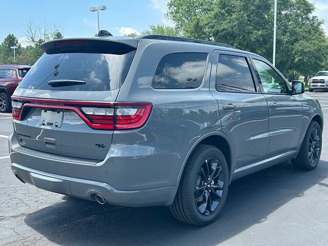 2025 Dodge Durango R/T photo 3