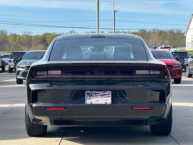 2025 Dodge Charger R/T AWD photo 3