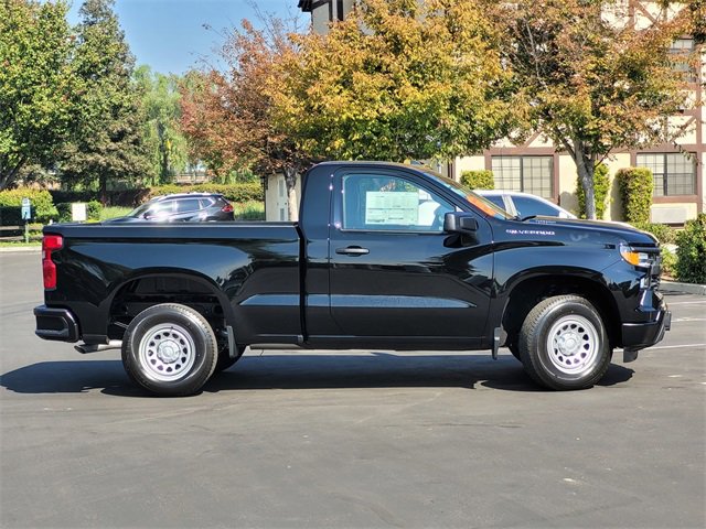 2026 Chevrolet Silverado 1500 photo 3