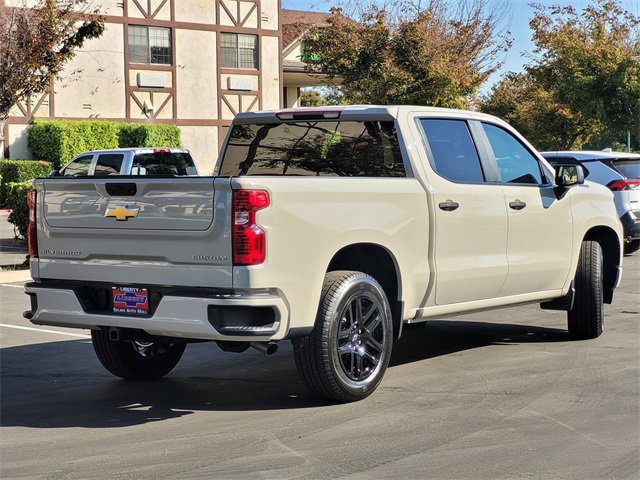 2026 Chevrolet Silverado 1500 Custom photo 4