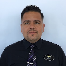 Staff member JUAN GUTIERREZ from 292045b74a30