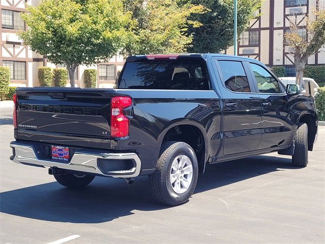 2026 Chevrolet Silverado 1500 LT photo 4