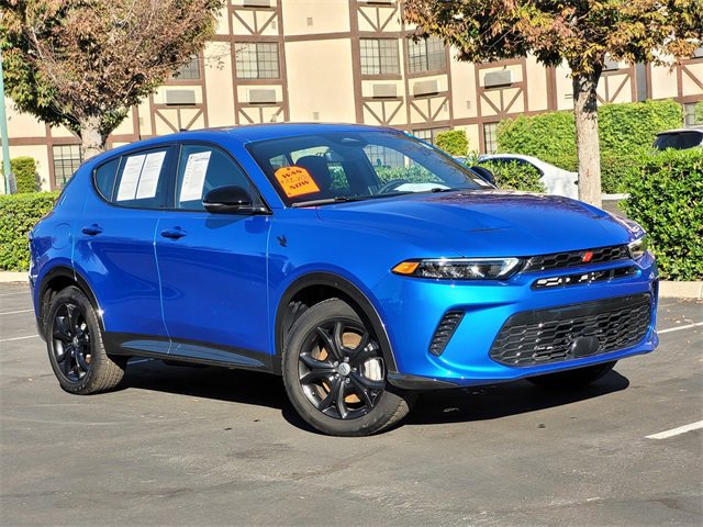 2024 Dodge Hornet R/T photo 2