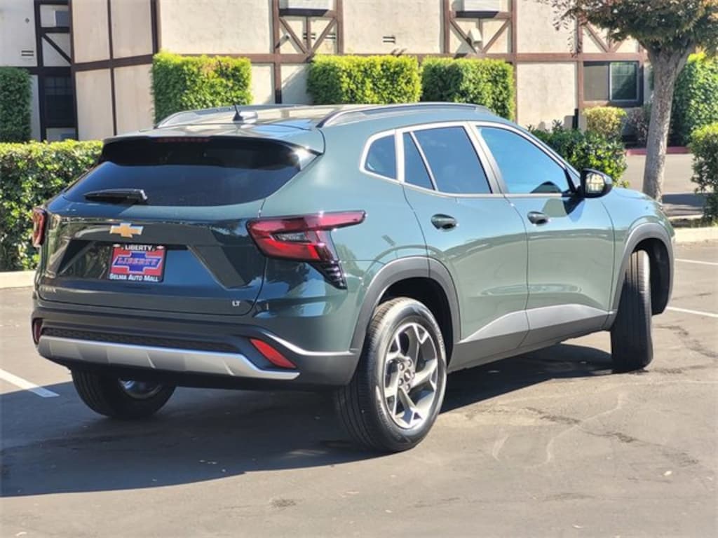 New 2026 Chevrolet Trax LT SUV