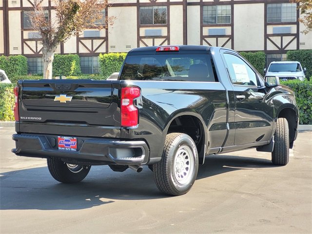 2026 Chevrolet Silverado 1500 photo 4