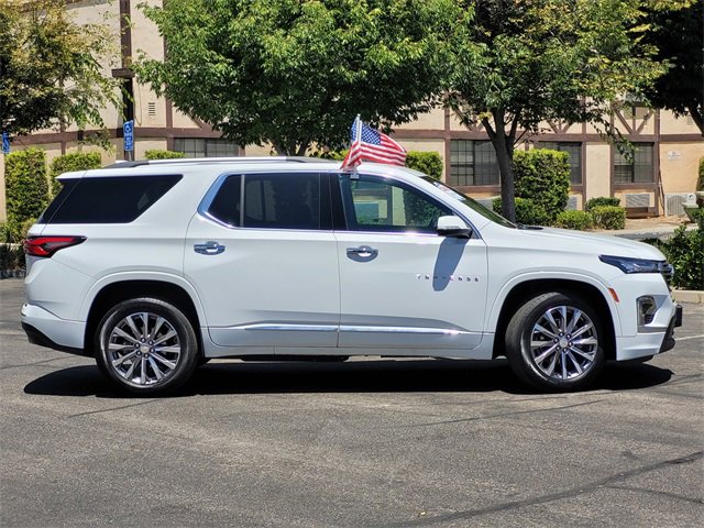 2023 Chevrolet Traverse Premier photo 4
