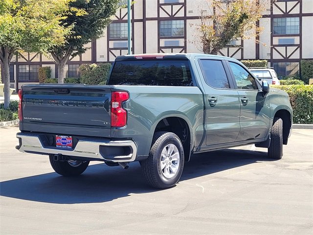 2026 Chevrolet Silverado 1500 LT photo 4