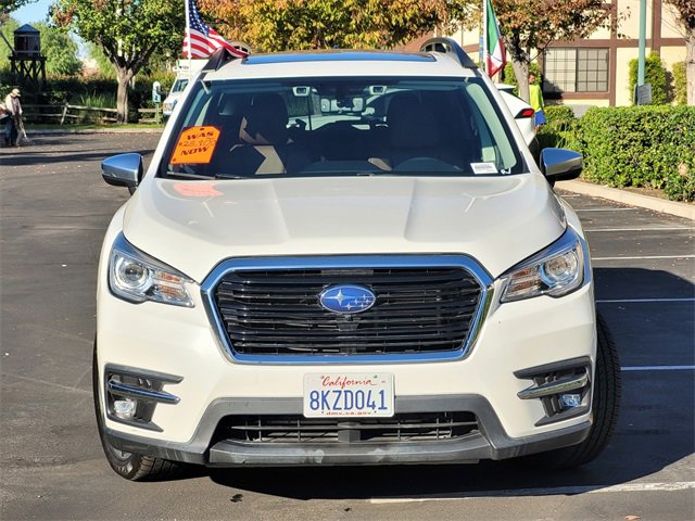 2019 Subaru Ascent Touring photo 3