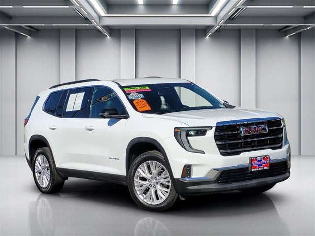 2024 GMC Acadia Elevation's photo