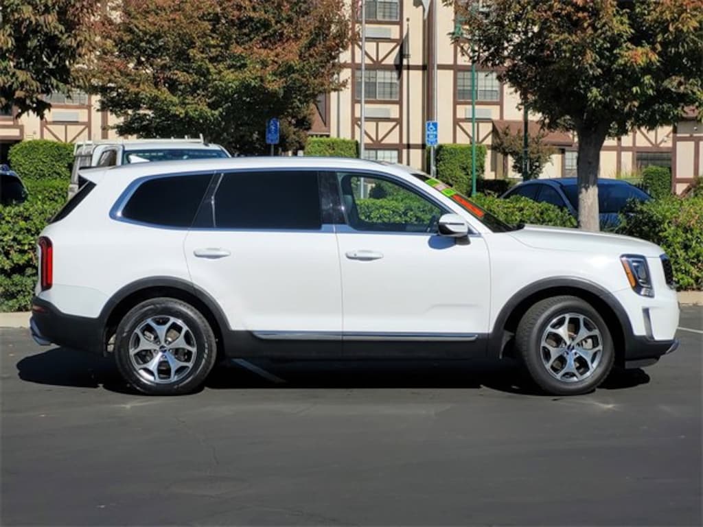 Used 2022 Kia Telluride EX