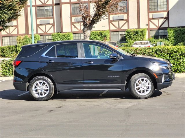 2024 Chevrolet Equinox LT photo 4