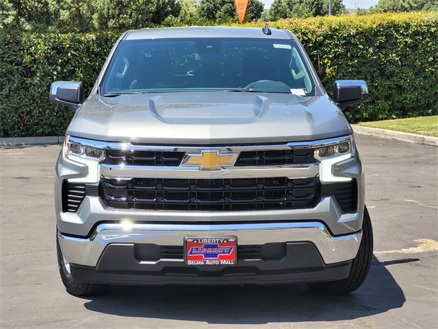 2026 Chevrolet Silverado 1500 LT photo 2