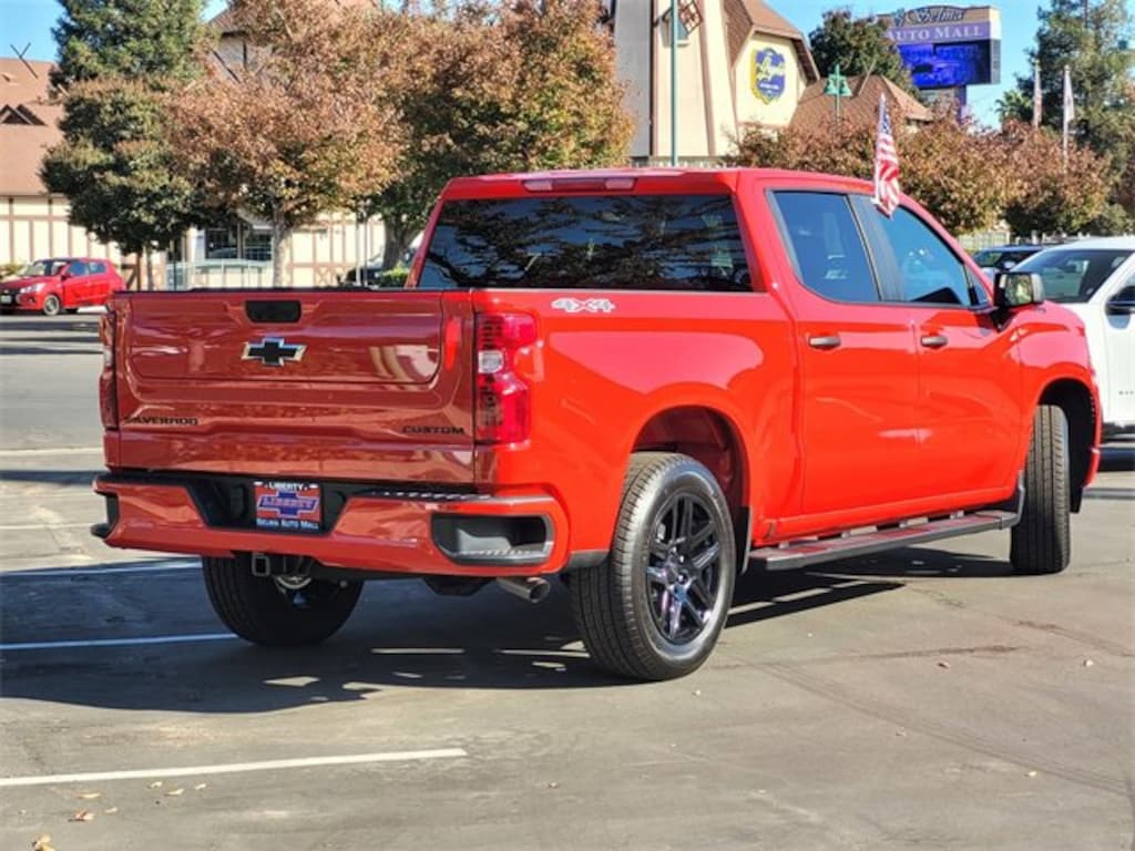 New 2026 Chevrolet Silverado 1500 Custom Truck