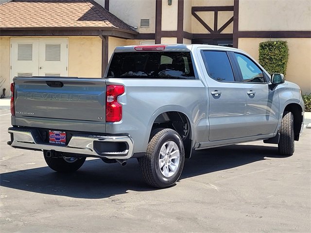 2026 Chevrolet Silverado 1500 LT photo 4