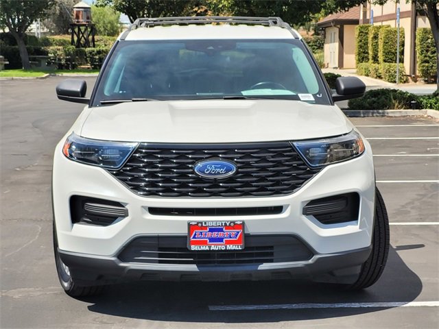 2022 Ford Explorer XLT photo 3