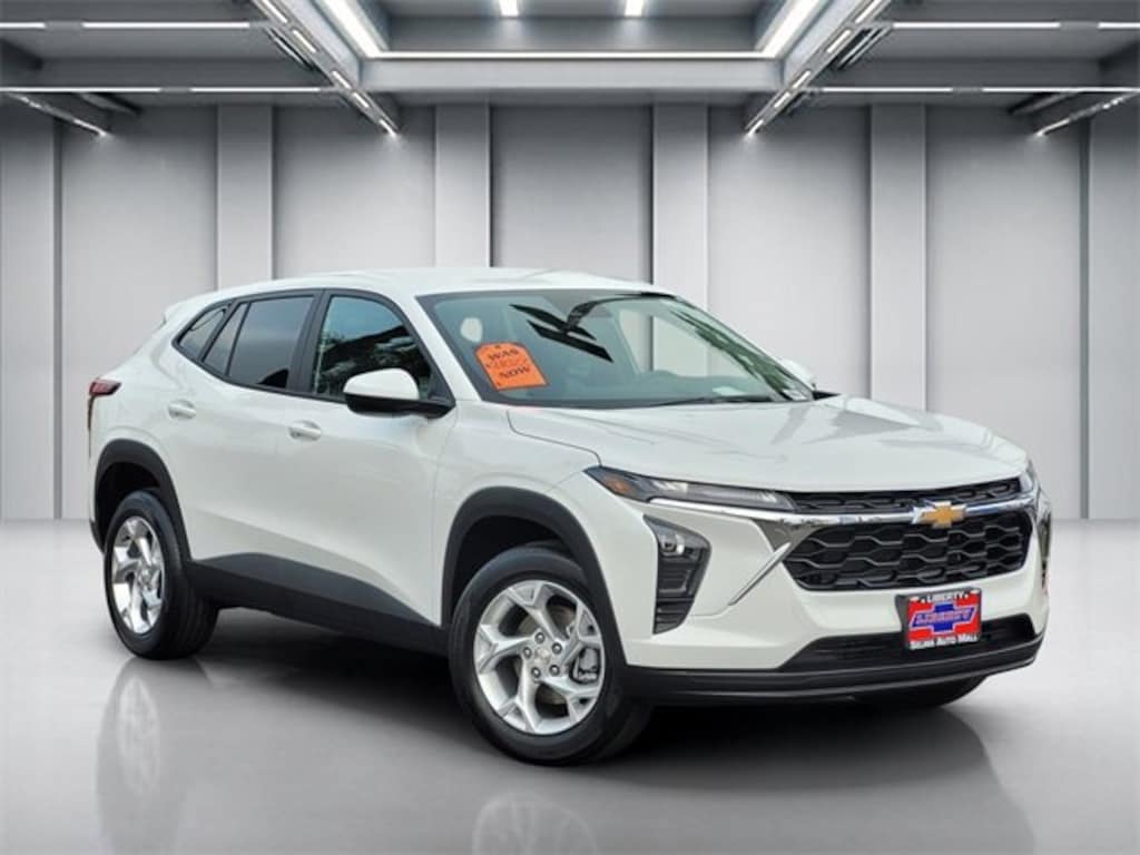 New 2026 Chevrolet Trax LS SUV