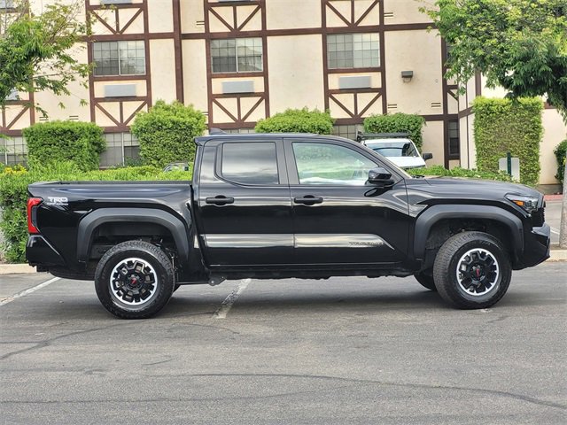 2024 Toyota Tacoma SR5 photo 4