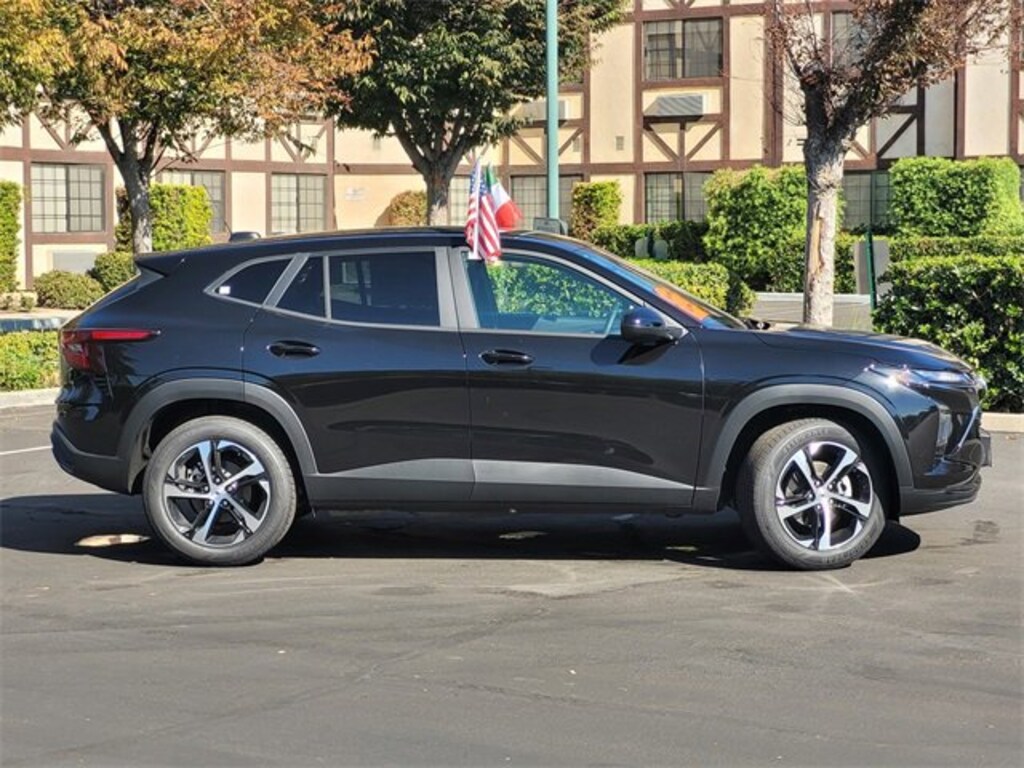 New 2026 Chevrolet Trax 1RS SUV