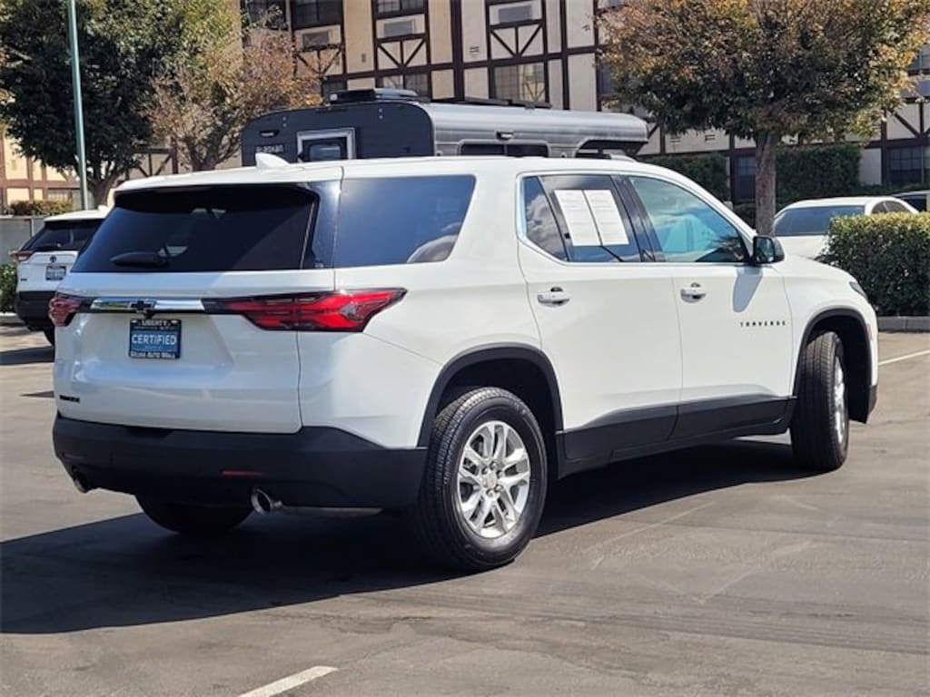 Used 2022 Chevrolet Traverse LS SUV