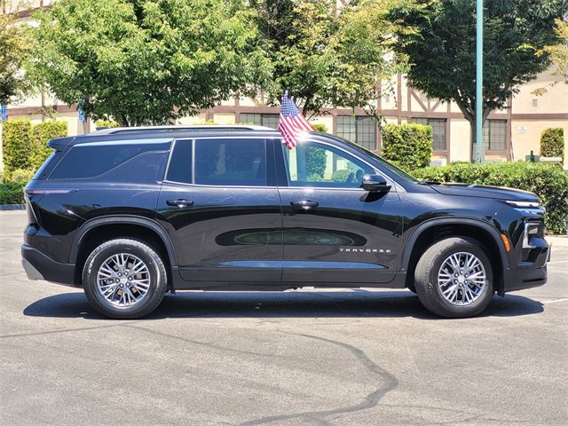 2024 Chevrolet Traverse photo 4