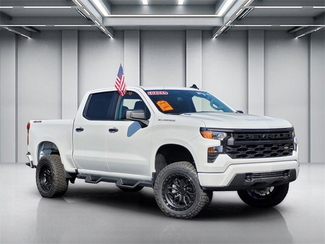2026 Chevrolet Silverado 1500 Custom's photo