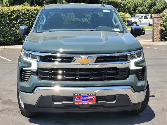 2026 Chevrolet Silverado 1500 LT photo 2