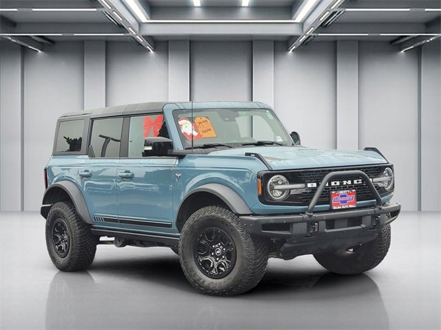 2021 Ford Bronco 4-Door First Edition's photo