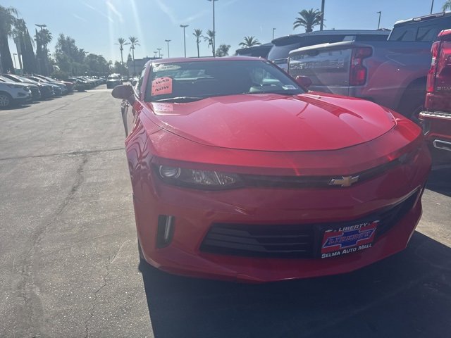2017 Chevrolet Camaro 1LT photo 2