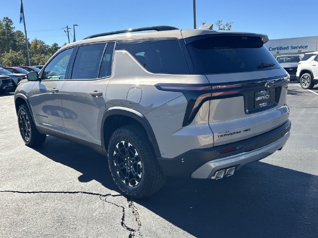 2027 Chevrolet Traverse Z71 - Photo 7