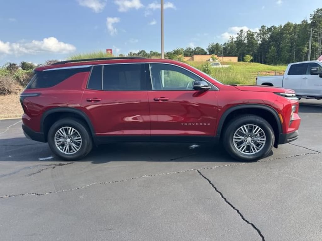 New 2026 Chevrolet Traverse LT SUV
