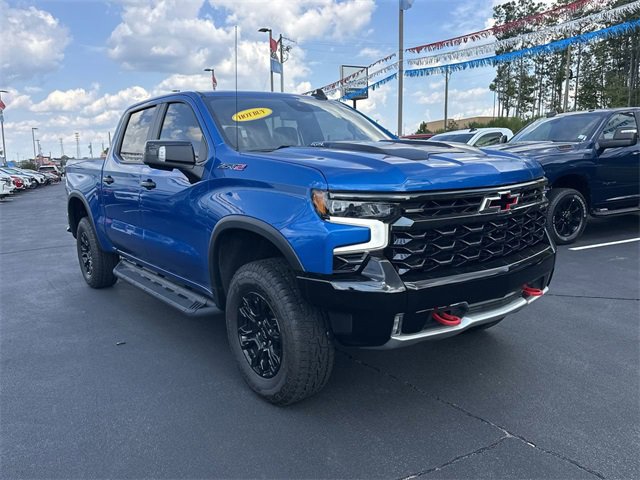 2022 Chevrolet Silverado 1500 ZR2 photo 2