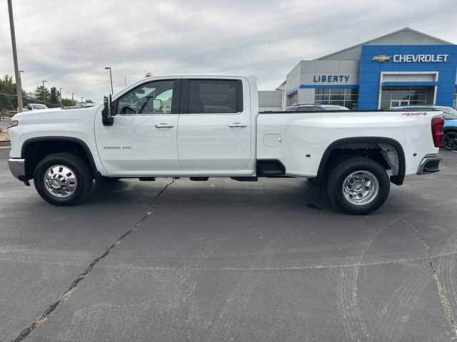 2026 Chevrolet Silverado 3500 HD LTZ - Photo 8
