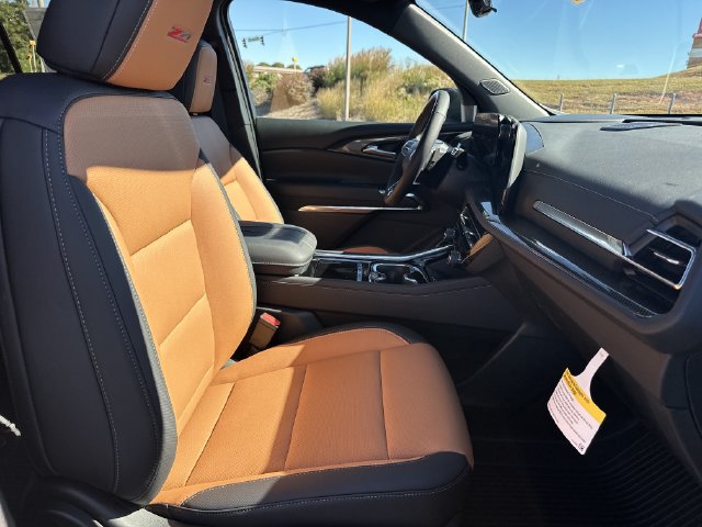 2027 Chevrolet Traverse Z71 - Photo 13