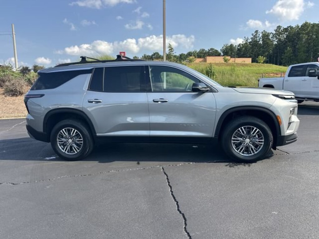 New 2026 Chevrolet Traverse LT SUV