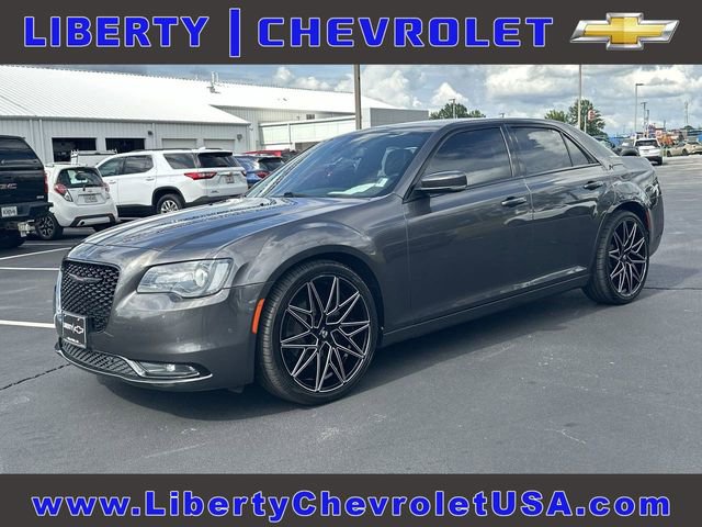 2021 Chrysler 300 S's photo