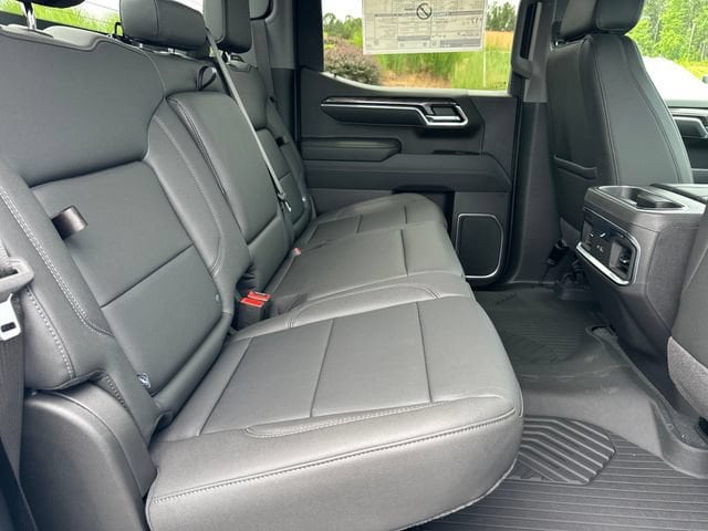 2026 Chevrolet Silverado 1500 LTZ - Photo 15
