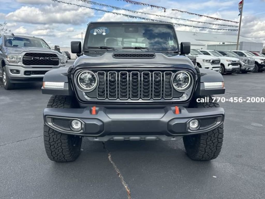 Used 2025 Jeep Gladiator Mojave 4x4 Truck
