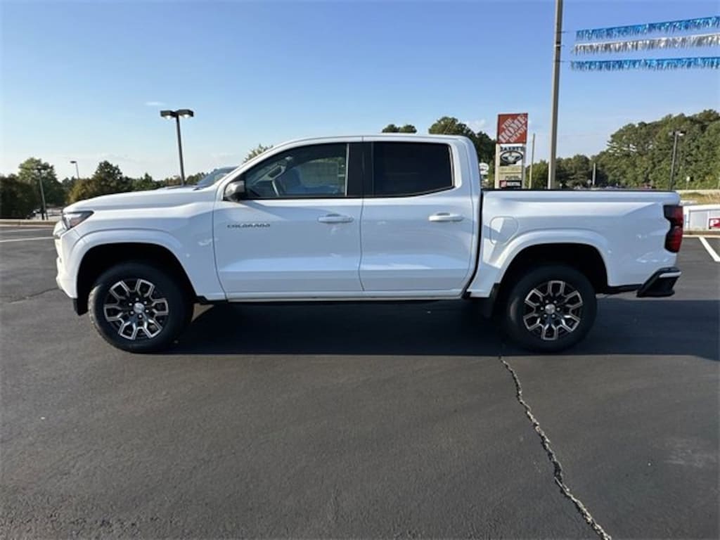 Used 2024 Chevrolet Colorado LT Truck