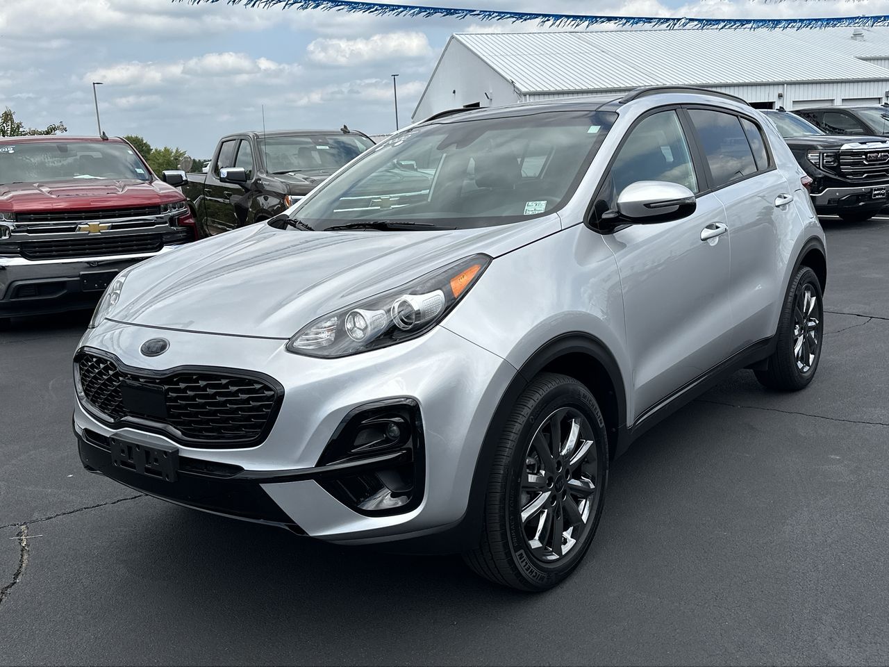 2022 Kia Sportage Nightfall Edition photo 4