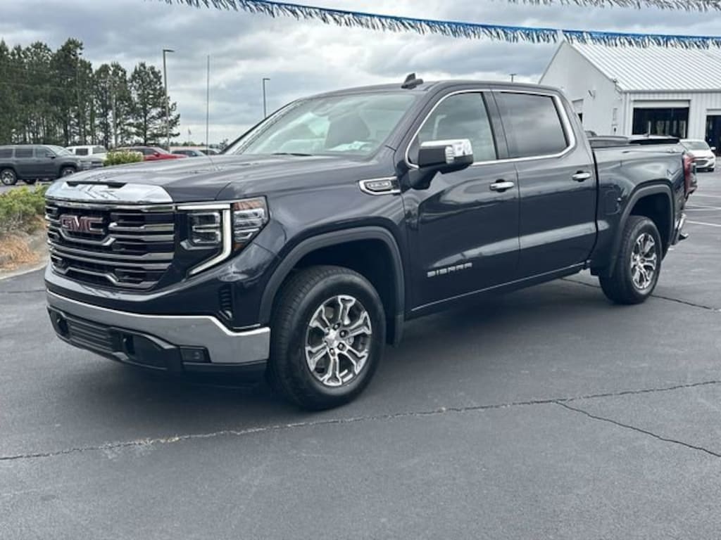 Used 2024 GMC Sierra 1500 SLT Truck